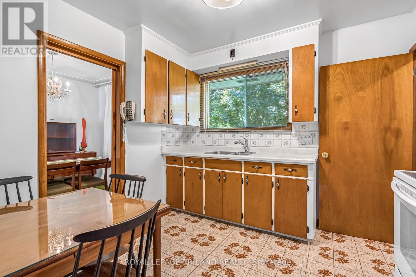 87 Wethered Street, London East, Ontario  N5Y 1H1 - Photo 14 - X12397088