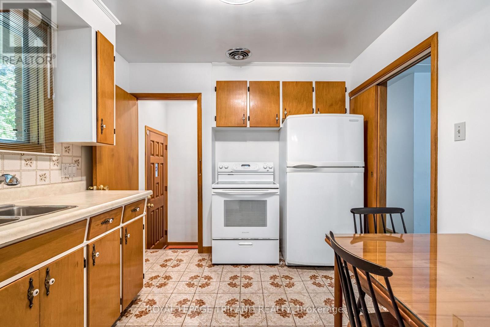 87 Wethered Street, London East, Ontario  N5Y 1H1 - Photo 16 - X12397088
