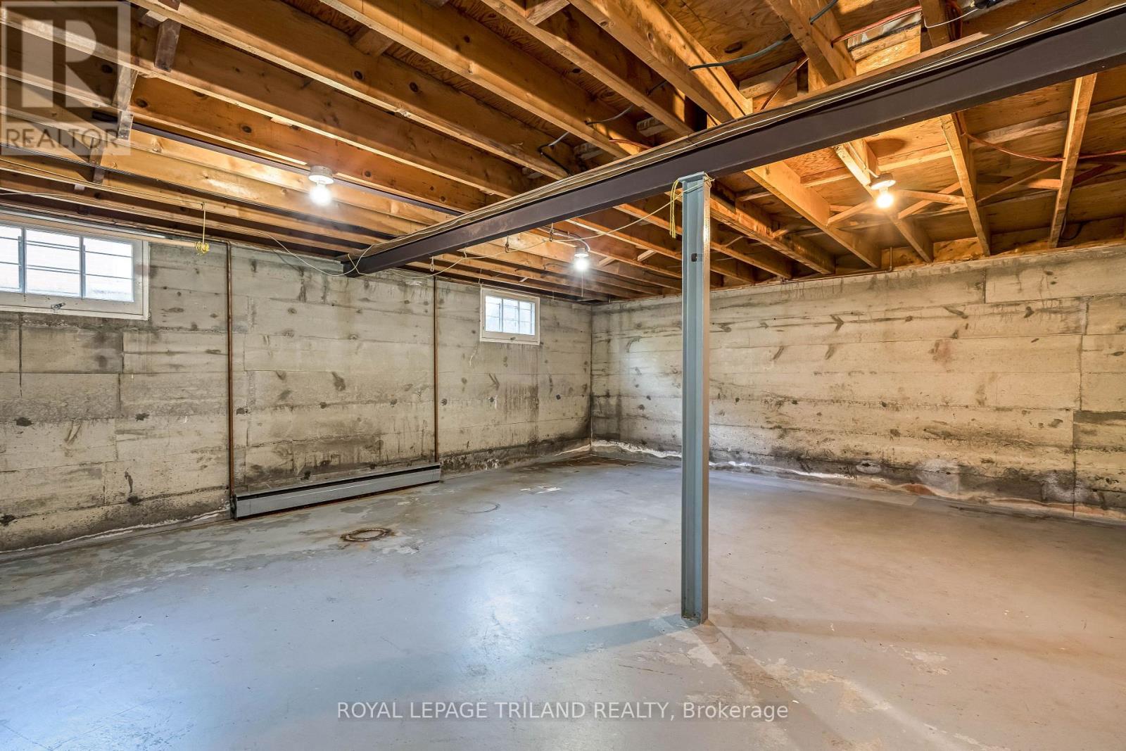 87 Wethered Street, London East, Ontario  N5Y 1H1 - Photo 33 - X12397088
