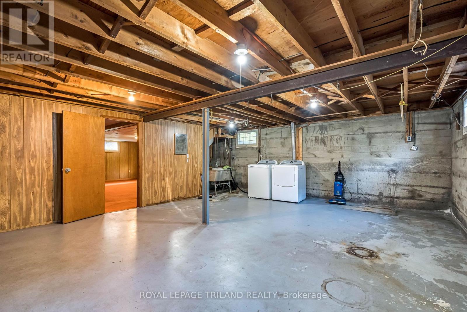 87 Wethered Street, London East, Ontario  N5Y 1H1 - Photo 31 - X12397088