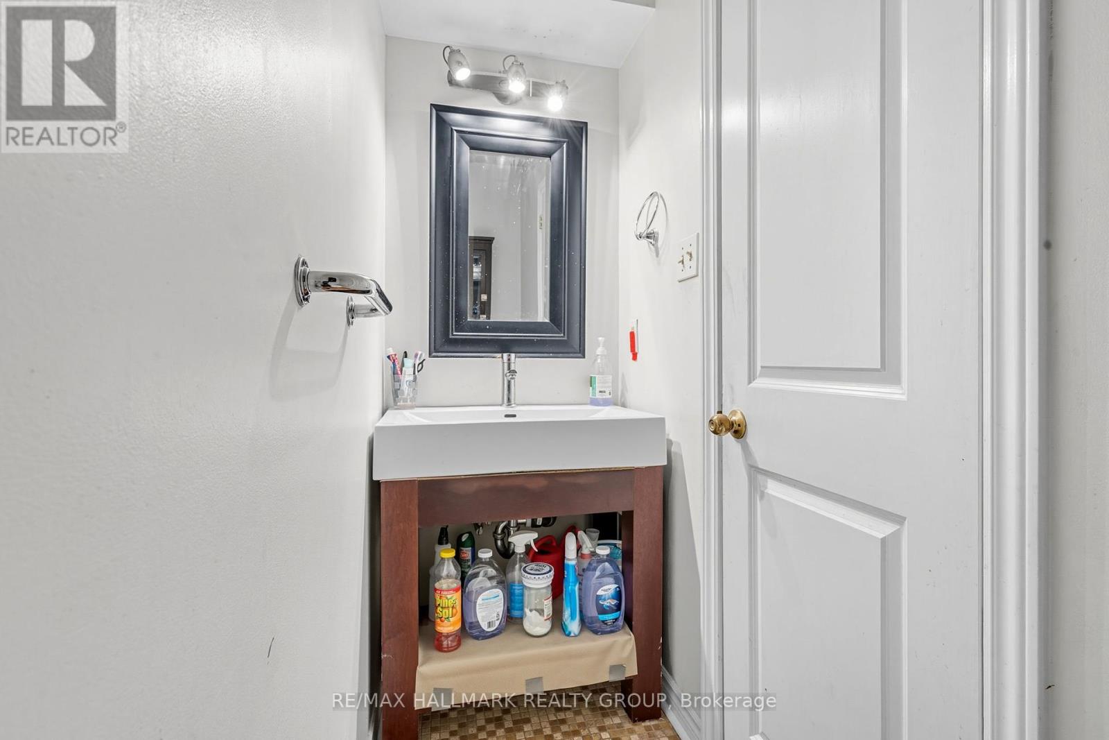 43 - 80 Bentbrook Crescent, Ottawa, Ontario  K2J 3Y1 - Photo 9 - X12399091