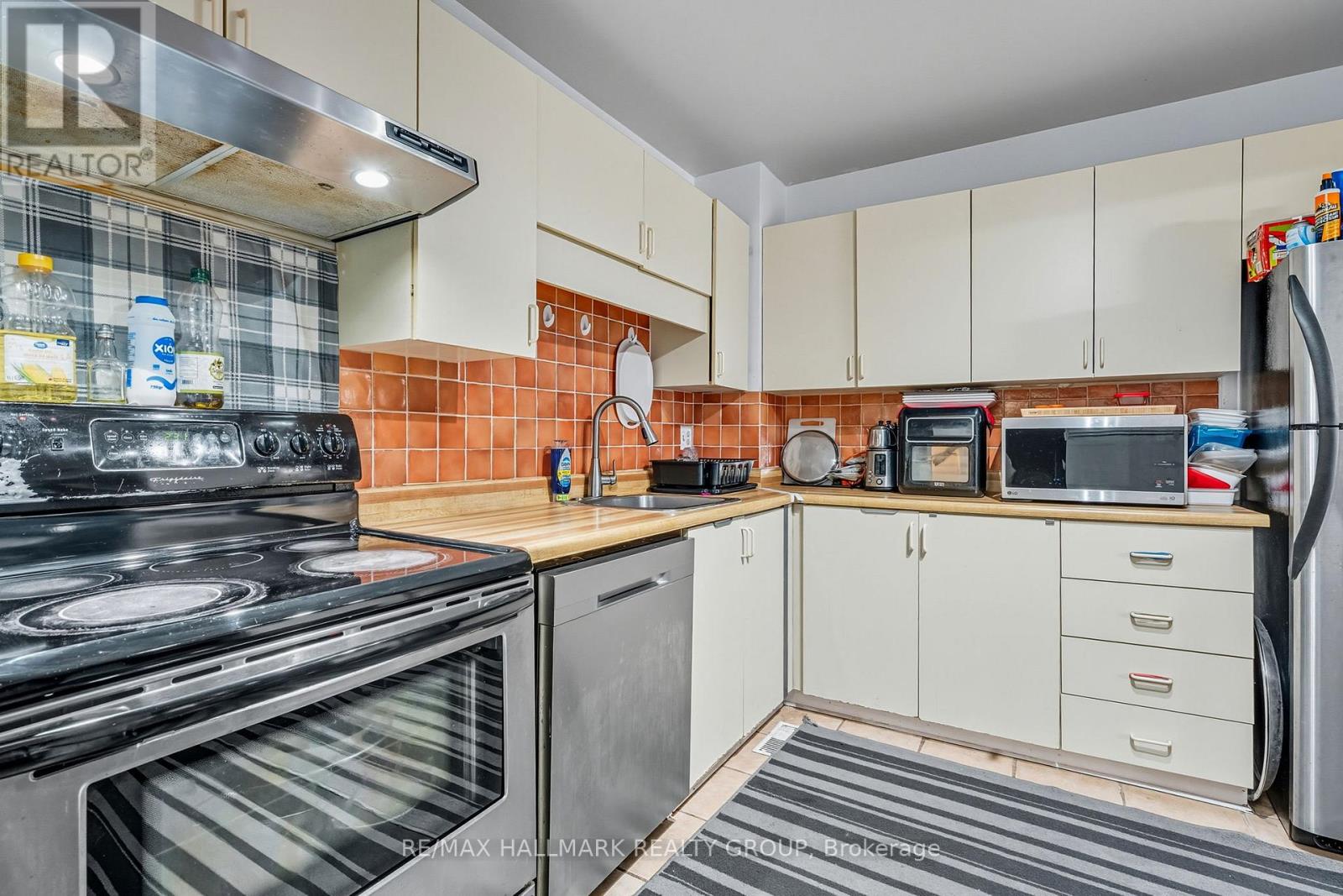 43 - 80 Bentbrook Crescent, Ottawa, Ontario  K2J 3Y1 - Photo 5 - X12399091