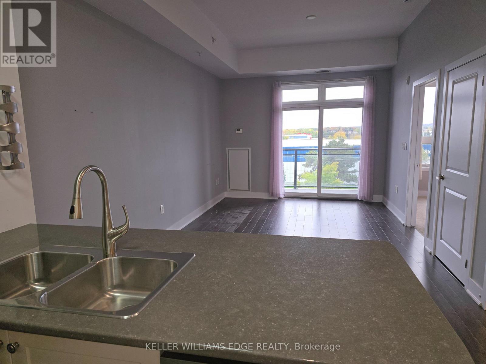 409 - 5020 Corporate Drive, Burlington, Ontario  L7L 0H7 - Photo 8 - W12460220