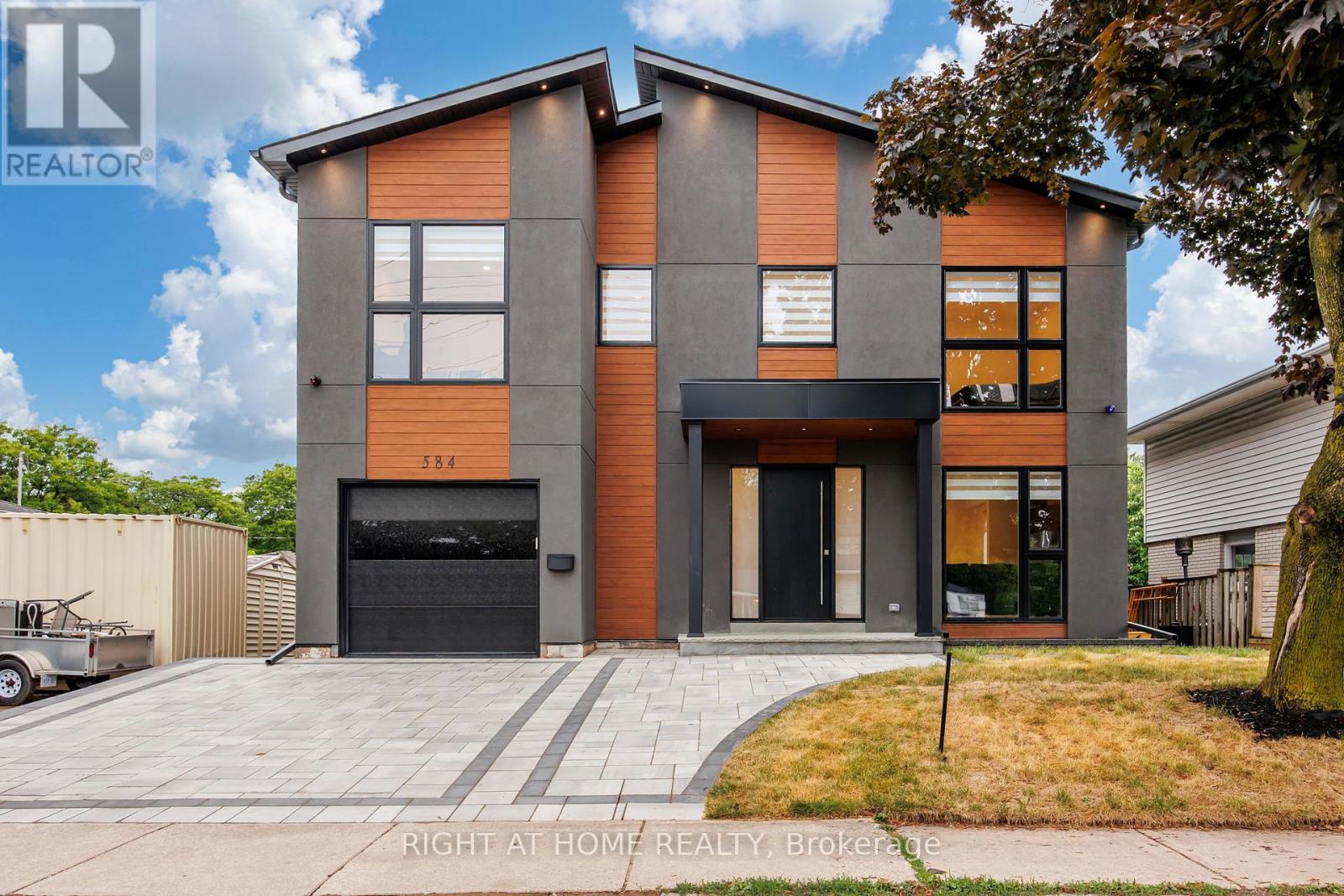 584 Walkers Line, Burlington, Ontario  L7N 2E5 - Photo 2 - W12413079
