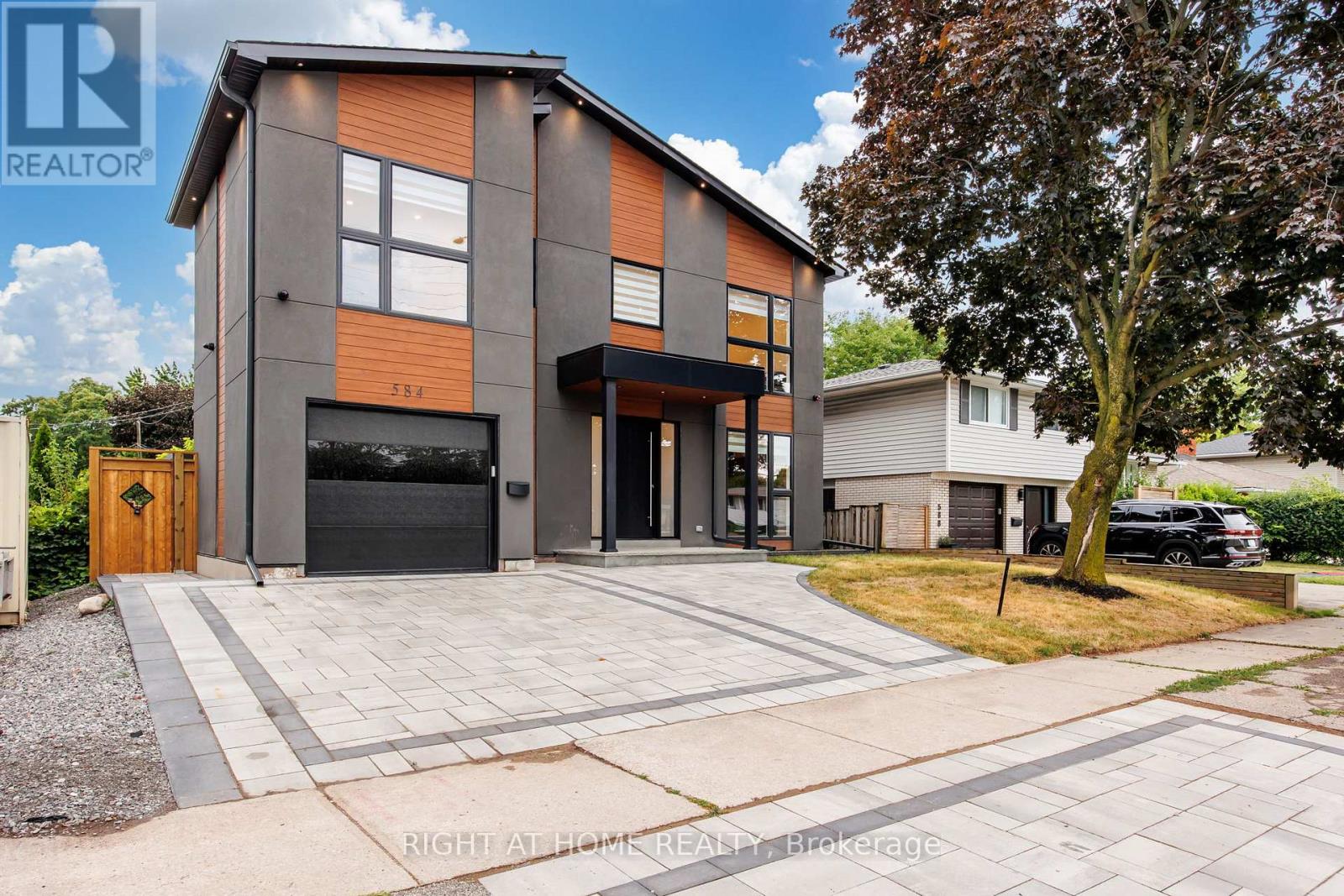 584 Walkers Line, Burlington, Ontario  L7N 2E5 - Photo 3 - W12413079