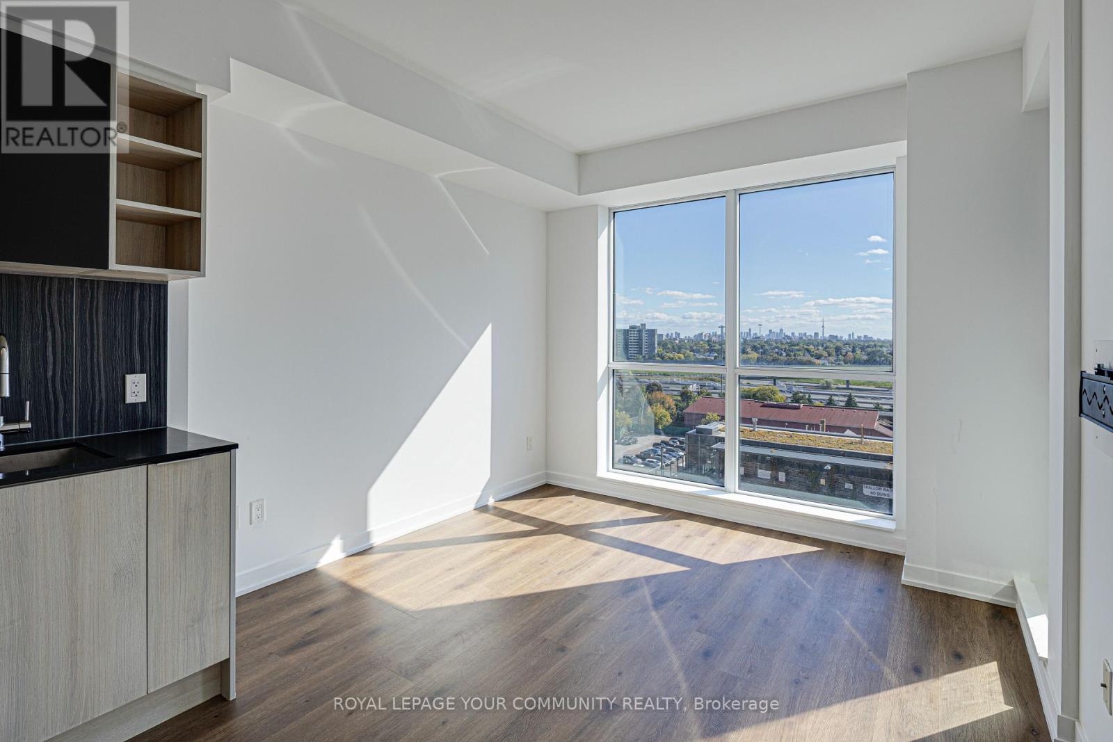 1023 - 31 Tippett Road, Toronto, Ontario  M3H 0C8 - Photo 6 - C12464394