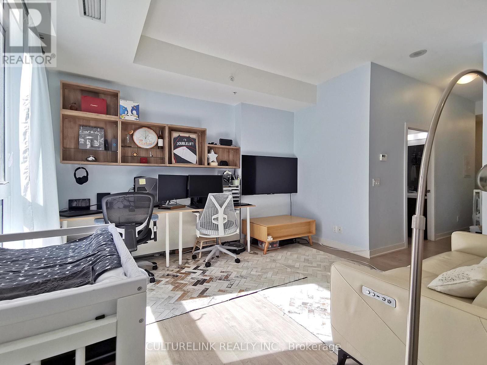 225 - 30 Nelson Street, Toronto, Ontario  M5V 0H5 - Photo 7 - C12471531