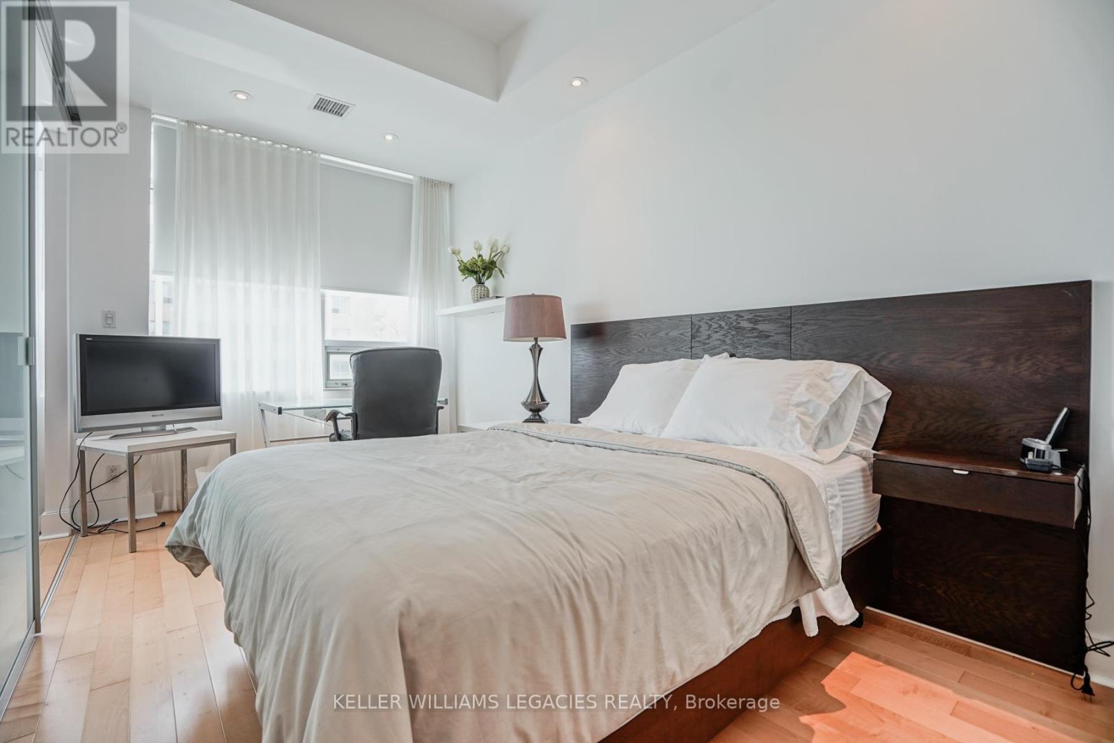 302 - 562 Eglinton Avenue E, Toronto, Ontario  M4P 1P1 - Photo 21 - C12471536