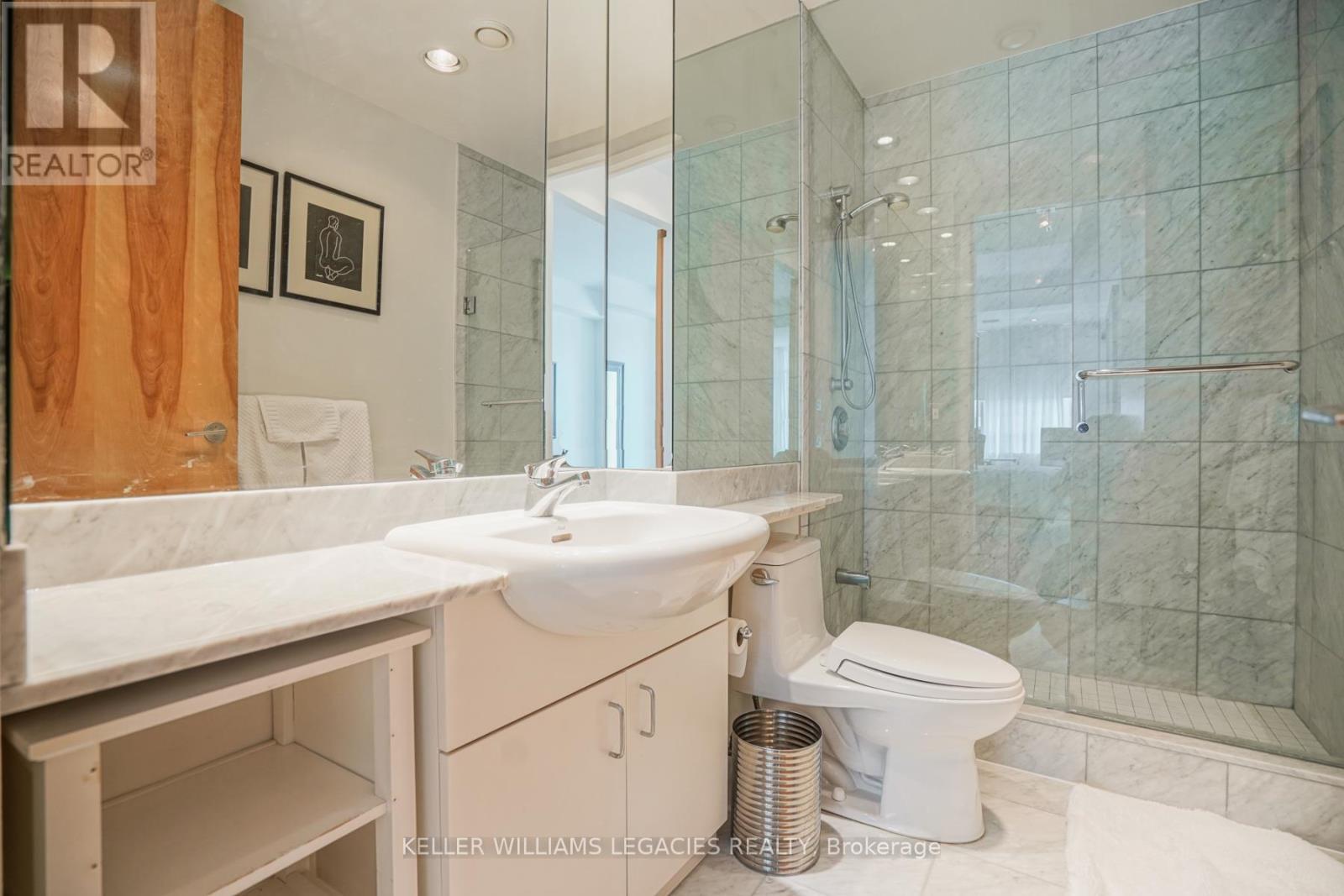 302 - 562 Eglinton Avenue E, Toronto, Ontario  M4P 1P1 - Photo 23 - C12471536