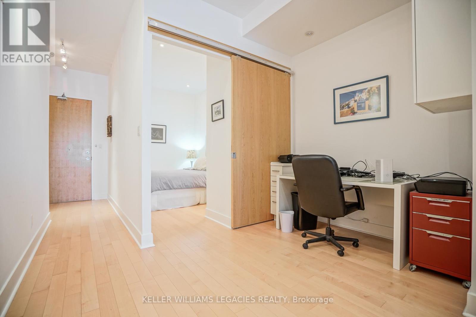 302 - 562 Eglinton Avenue E, Toronto, Ontario  M4P 1P1 - Photo 8 - C12471536