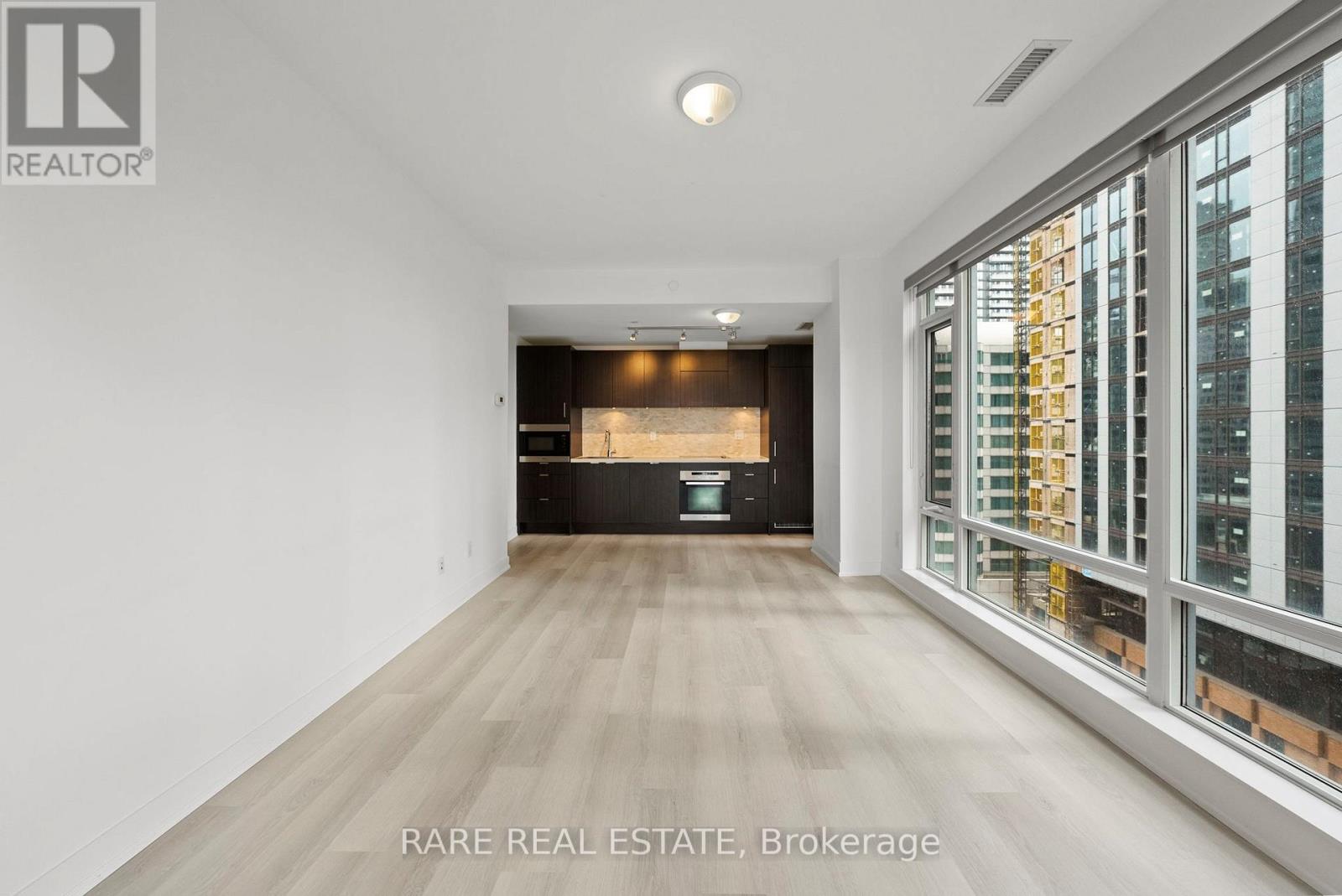 1602 - 21 Widmer Street, Toronto, Ontario  M5V 2E8 - Photo 15 - C12471561