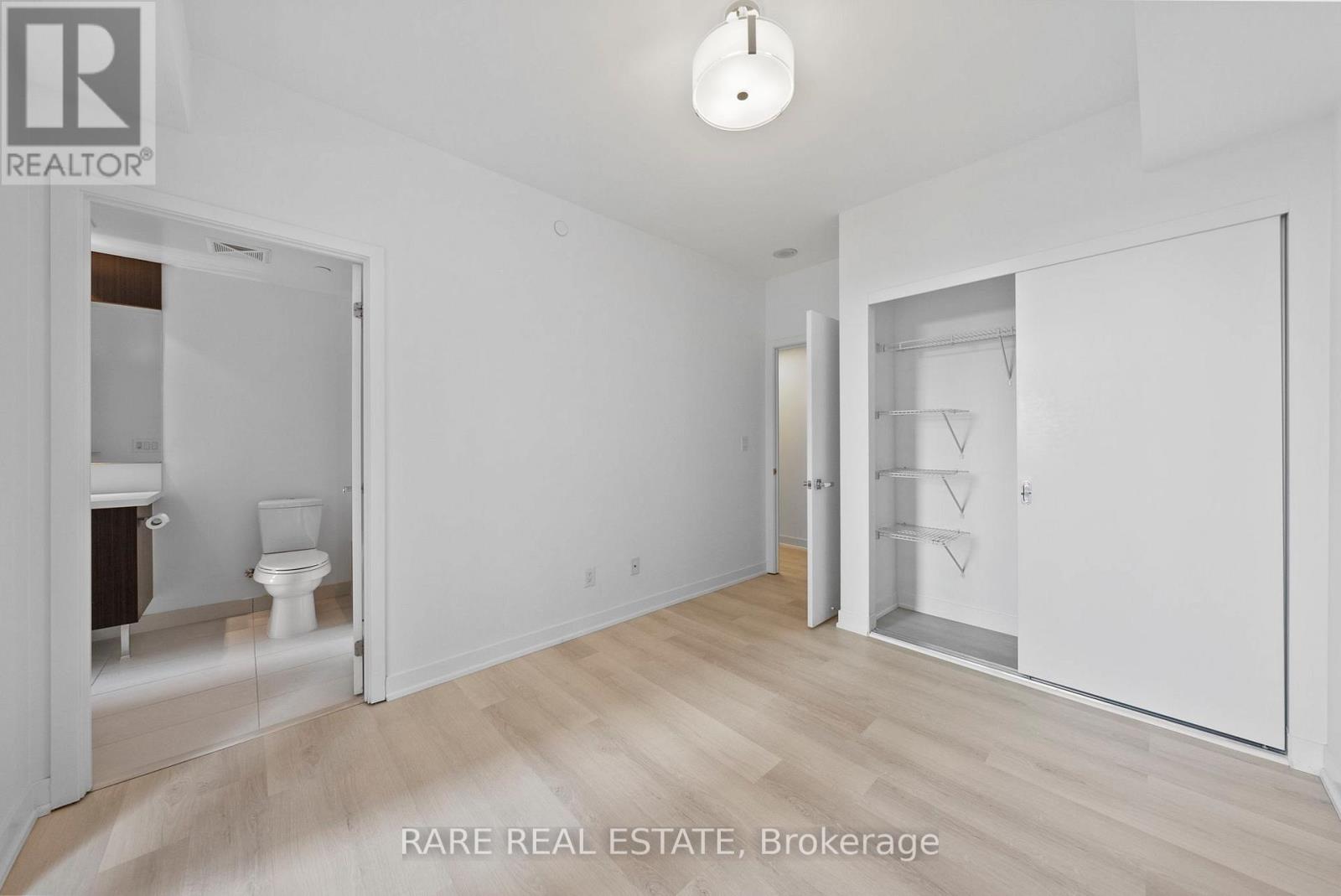 1602 - 21 Widmer Street, Toronto, Ontario  M5V 2E8 - Photo 22 - C12471561
