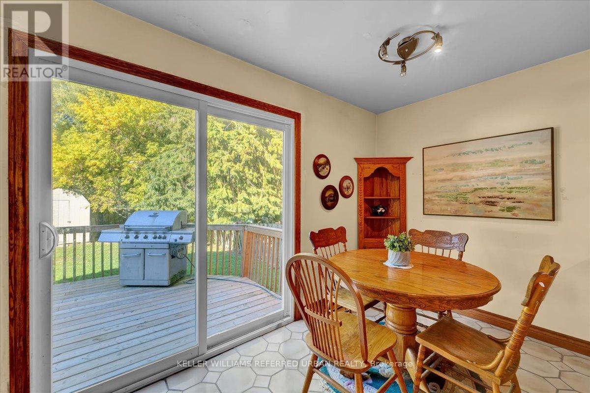 116 Burnett Avenue, Toronto, Ontario  M2N 1V5 - Photo 11 - C12471575