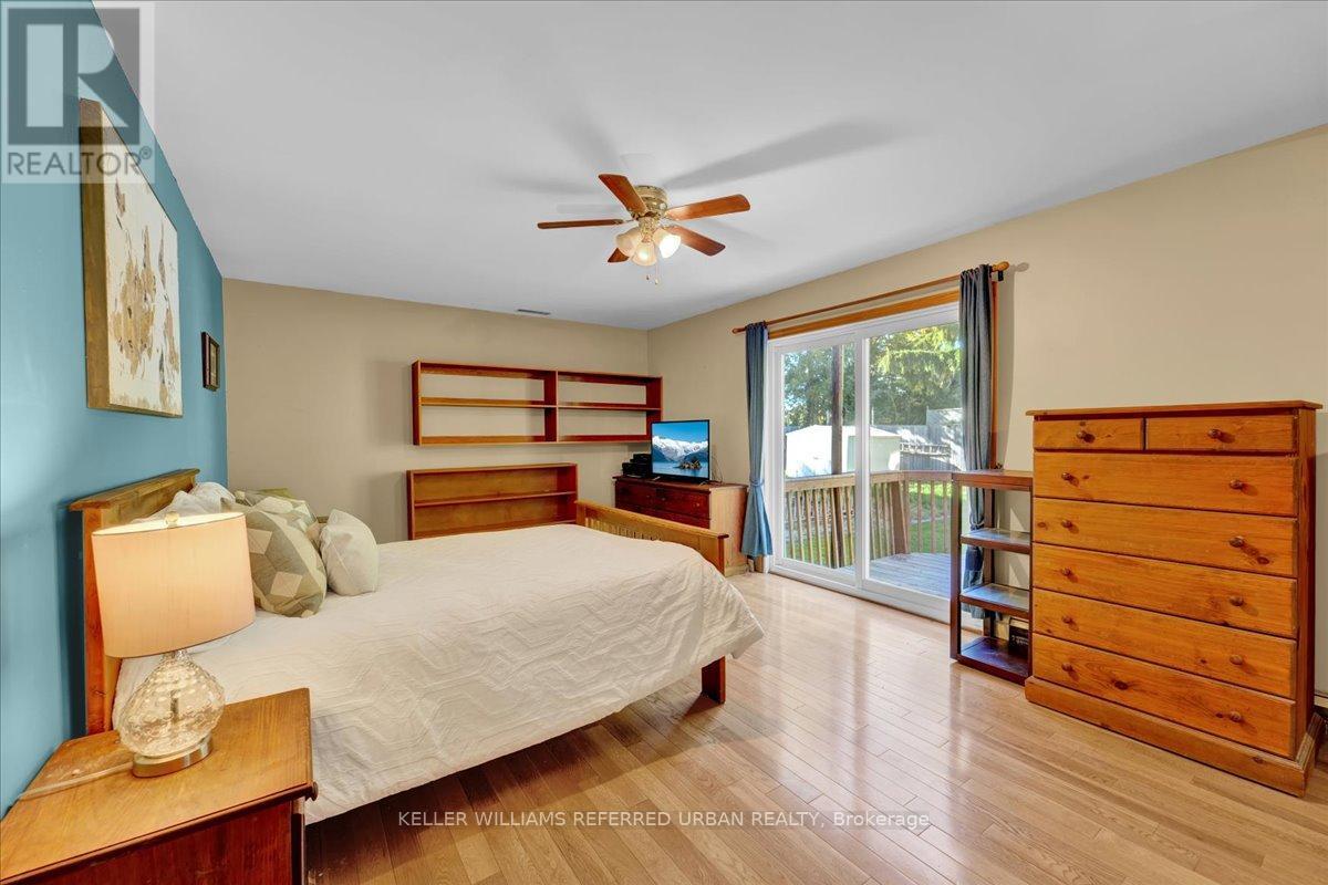 116 Burnett Avenue, Toronto, Ontario  M2N 1V5 - Photo 16 - C12471575