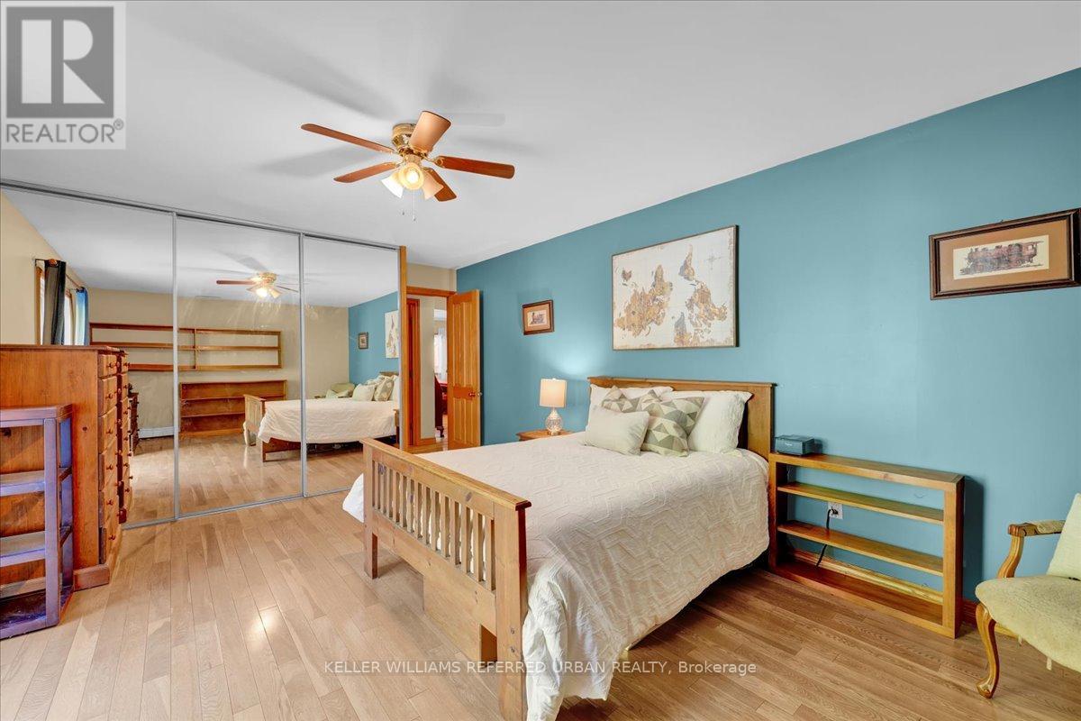 116 Burnett Avenue, Toronto, Ontario  M2N 1V5 - Photo 17 - C12471575