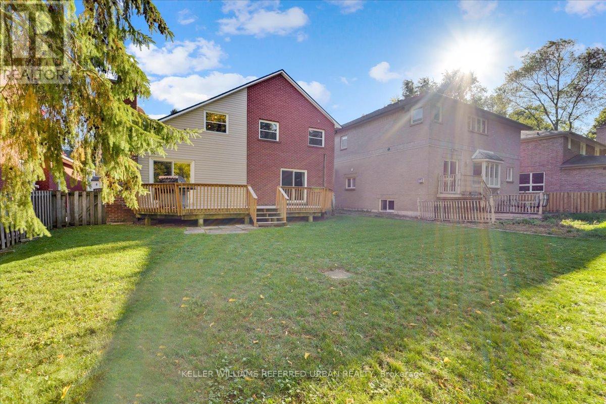 116 Burnett Avenue, Toronto, Ontario  M2N 1V5 - Photo 41 - C12471575