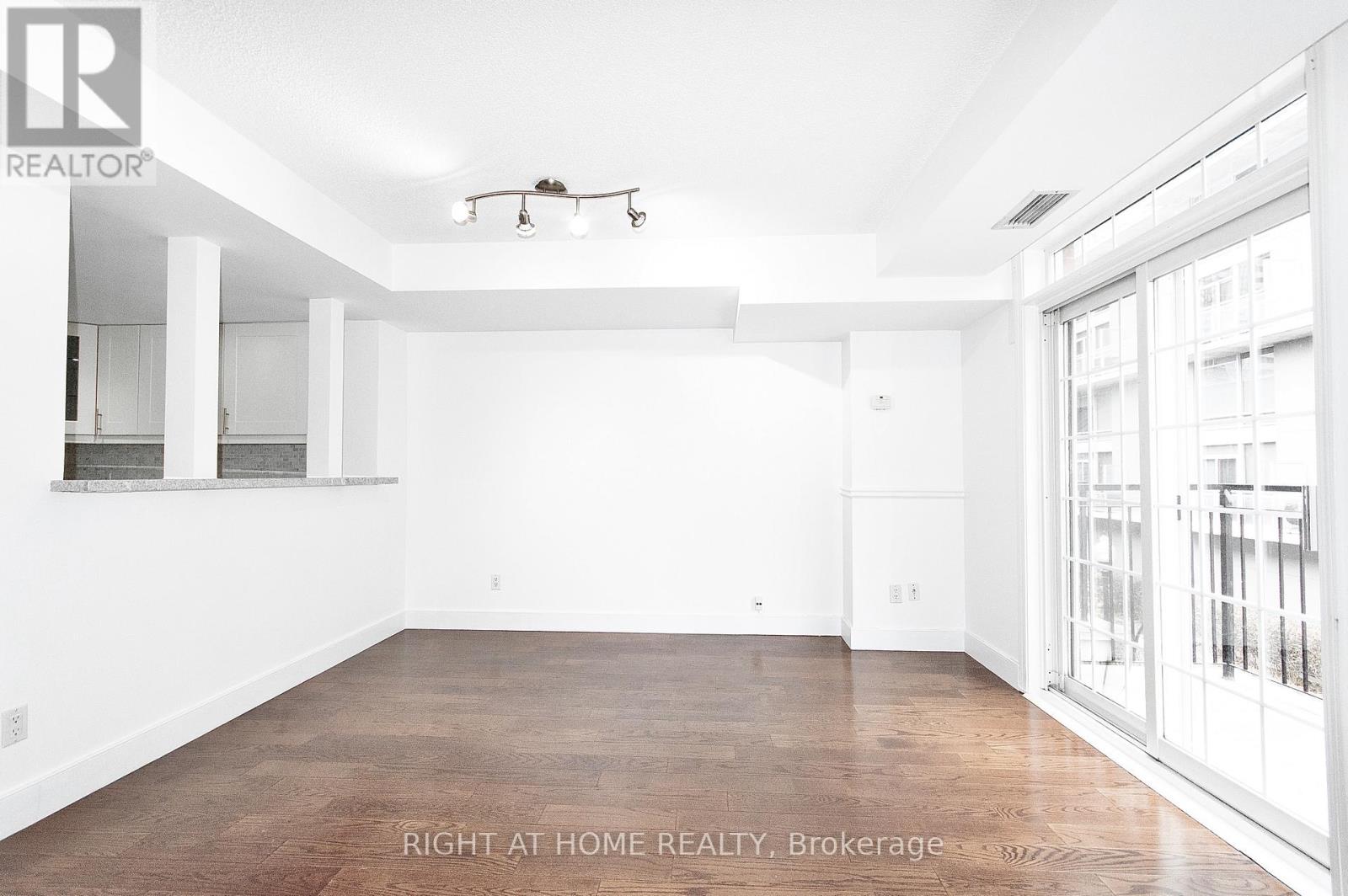 269 - 70 Douro Street, Toronto, Ontario  M6K 3N4 - Photo 4 - C12471601