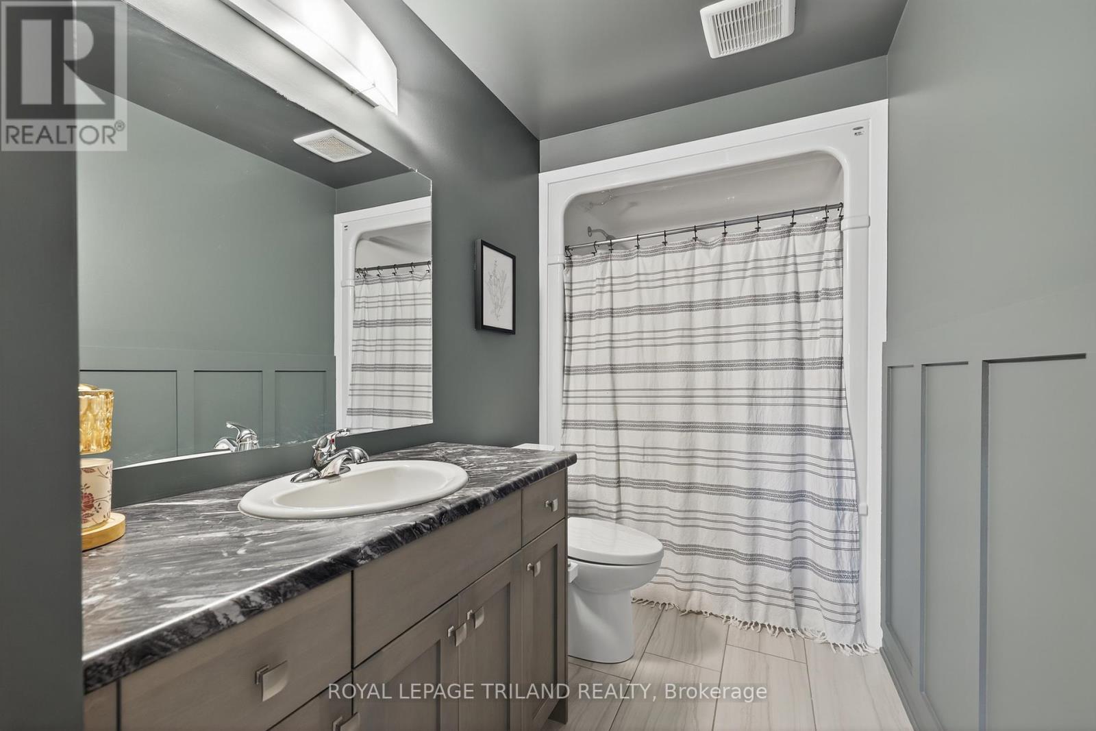 61 Ashberry Place, St. Thomas, Ontario  N5R 0H9 - Photo 28 - X12471619