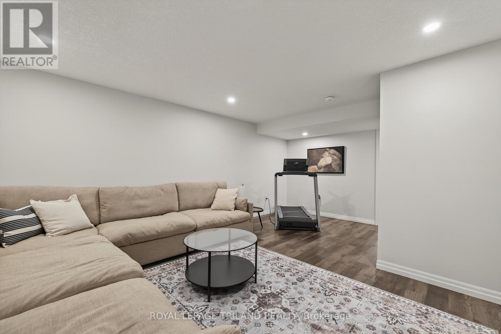 61 Ashberry Place, St. Thomas, Ontario  N5R 0H9 - Photo 30 - X12471619