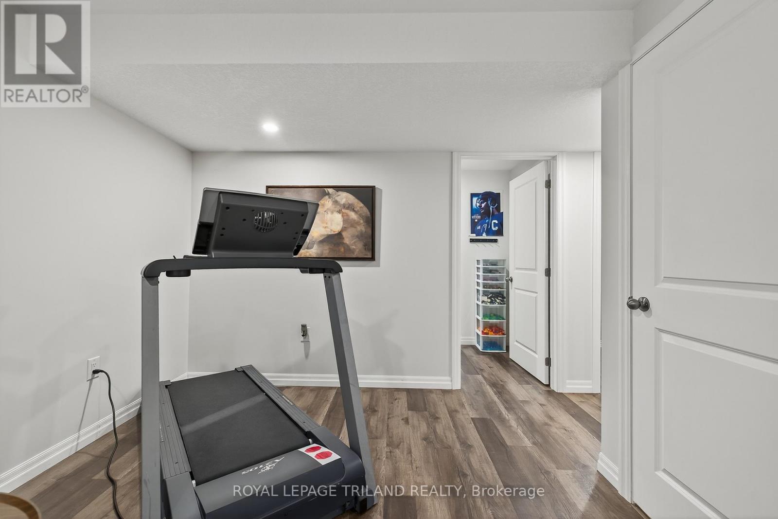61 Ashberry Place, St. Thomas, Ontario  N5R 0H9 - Photo 32 - X12471619