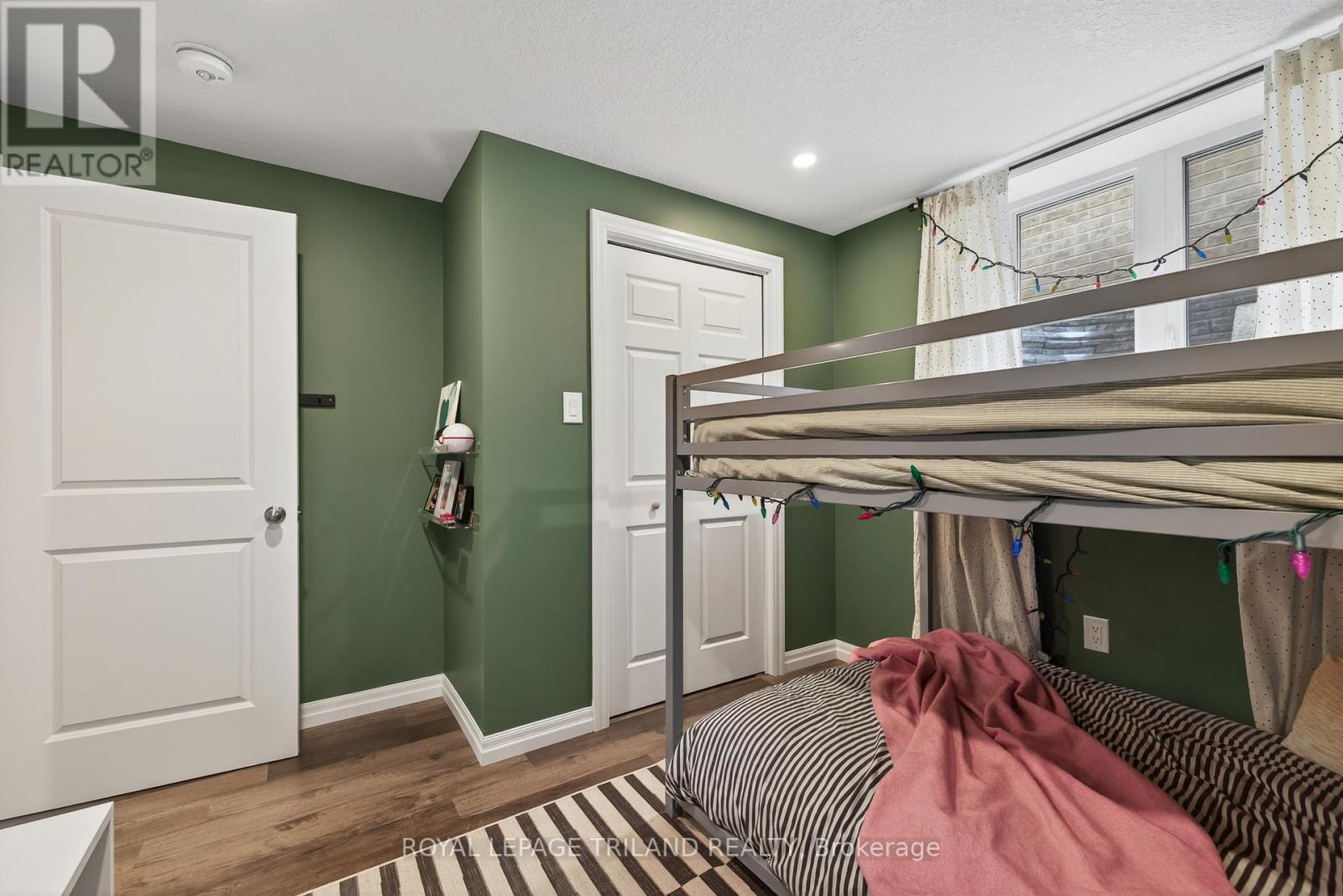 61 Ashberry Place, St. Thomas, Ontario  N5R 0H9 - Photo 36 - X12471619