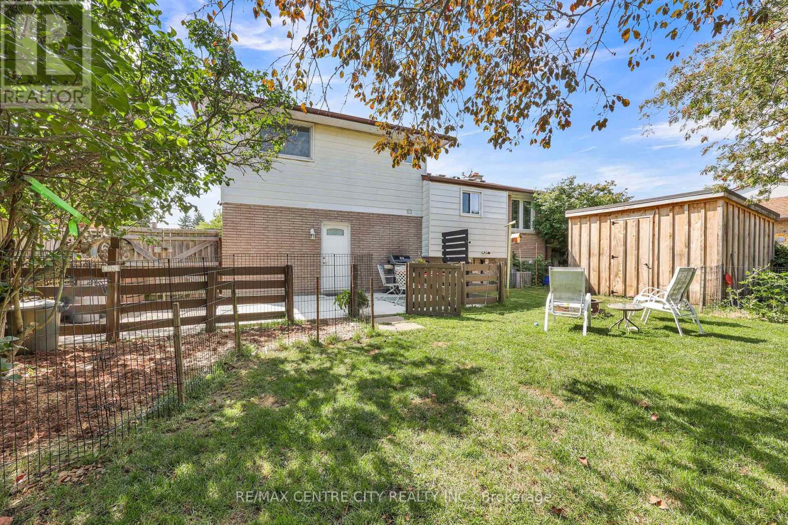 141 St Andrew Street E, Aylmer, Ontario  N5H 2N2 - Photo 41 - X12471659