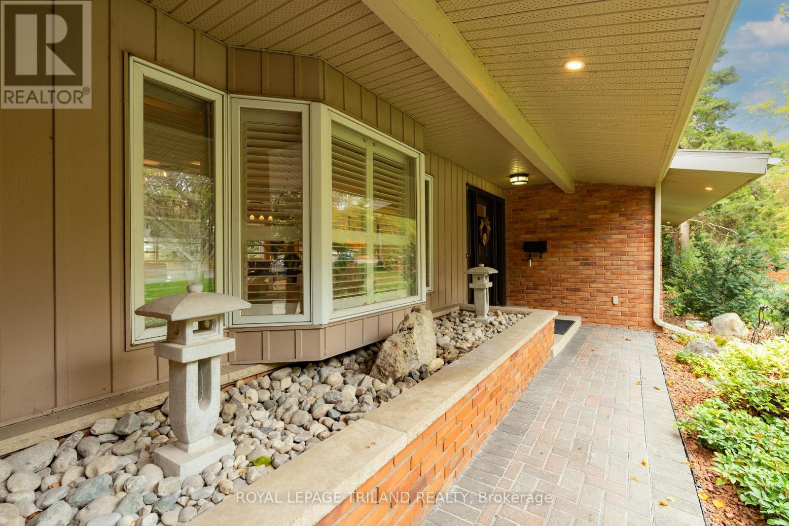 142 Hunt Club Drive, London North (North L), Ontario  N6H 3Y7 - Photo 3 - X12471724