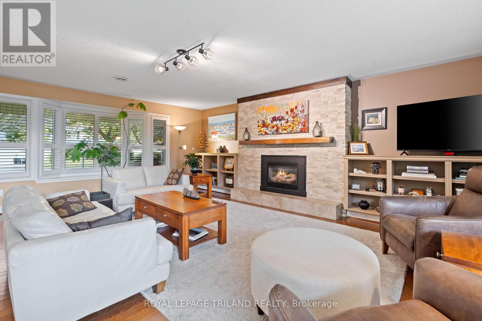 142 Hunt Club Drive, London North (North L), Ontario  N6H 3Y7 - Photo 8 - X12471724