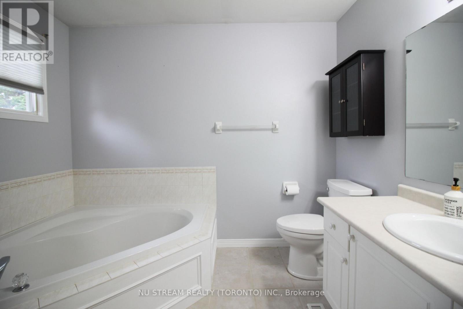 Unknown Address, ,     - Photo 13 - E12471588