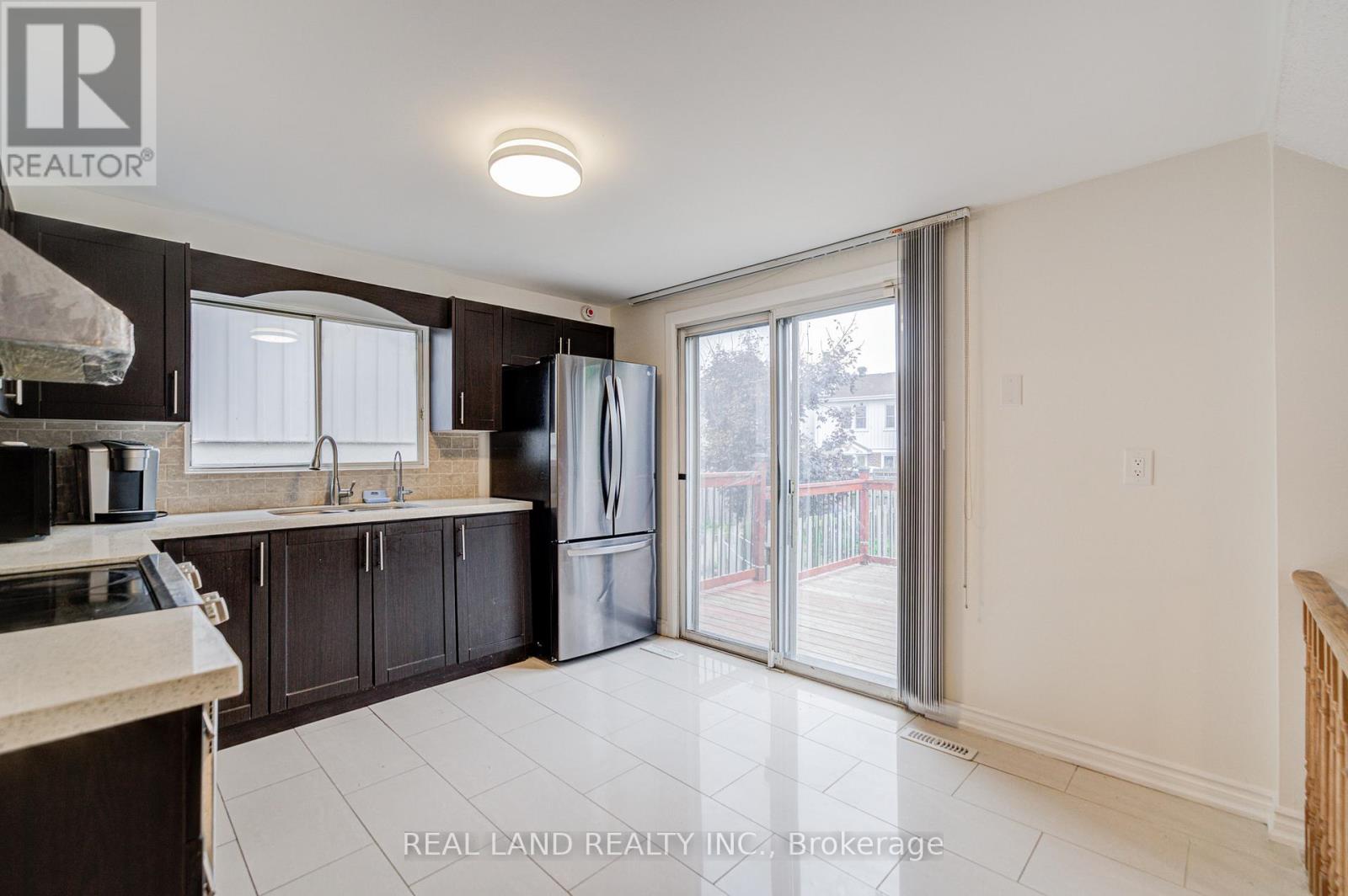 46 Wintermute Boulevard, Toronto, Ontario  M1W 3M6 - Photo 10 - E12471594