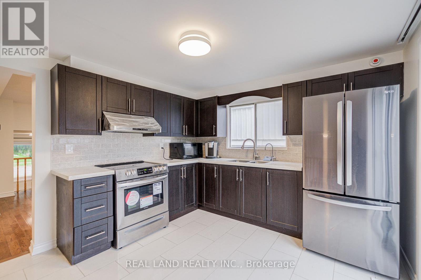 46 Wintermute Boulevard, Toronto, Ontario  M1W 3M6 - Photo 12 - E12471594