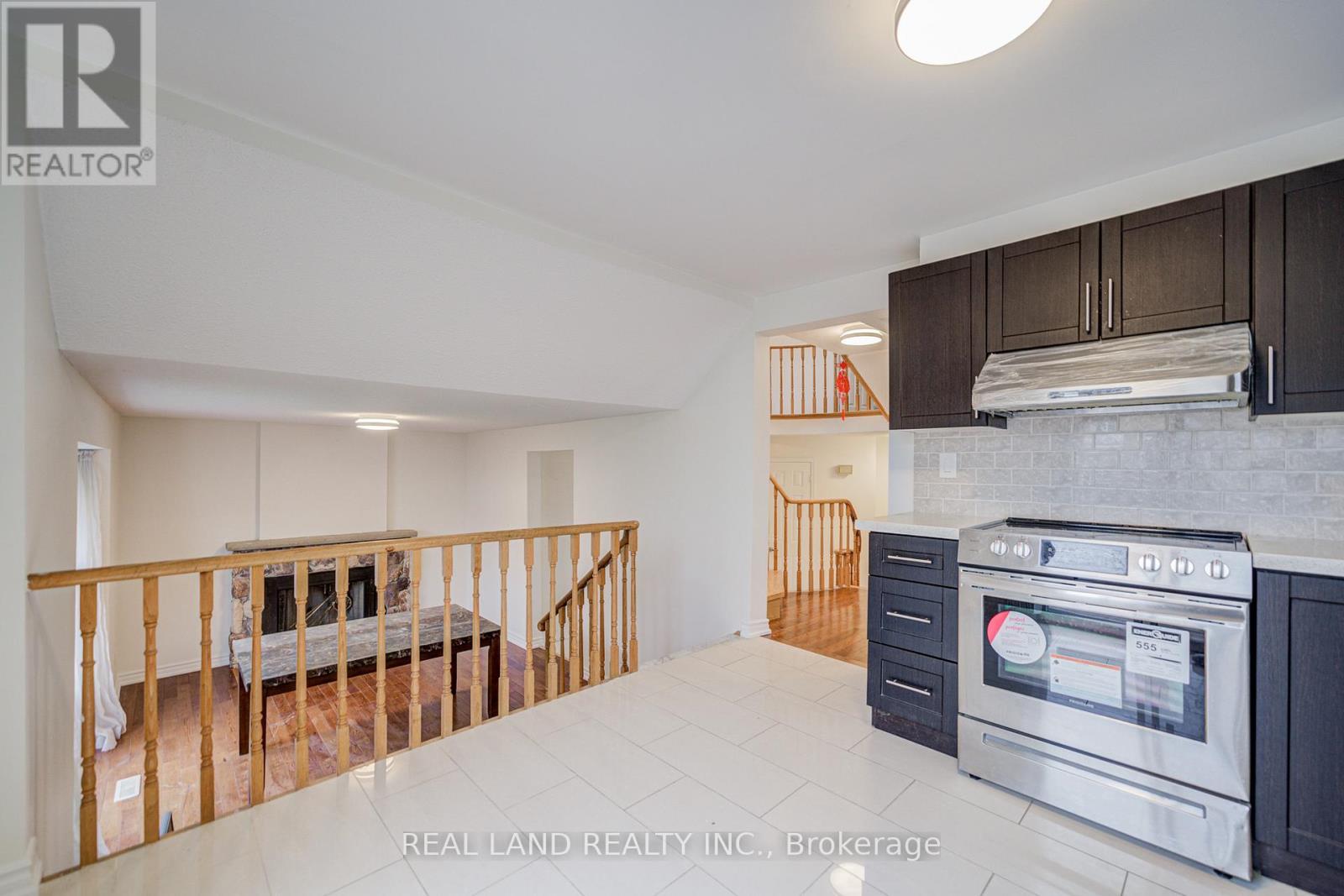 46 Wintermute Boulevard, Toronto, Ontario  M1W 3M6 - Photo 13 - E12471594