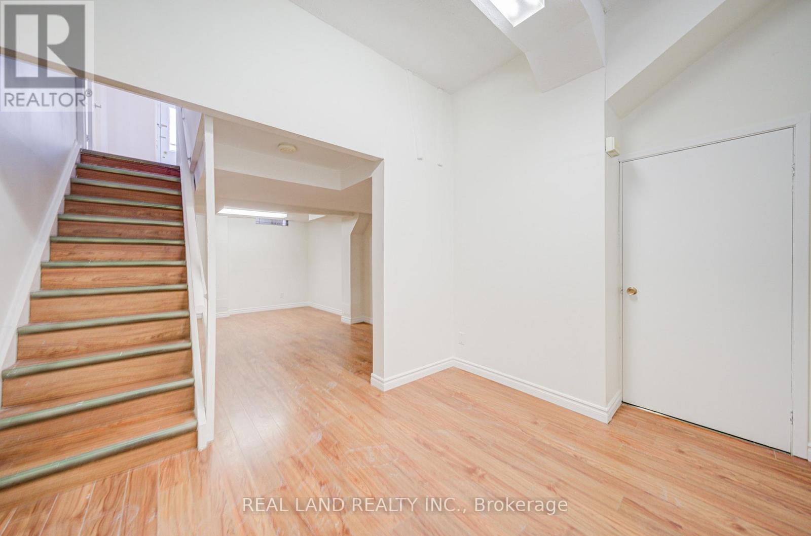 46 Wintermute Boulevard, Toronto, Ontario  M1W 3M6 - Photo 37 - E12471594