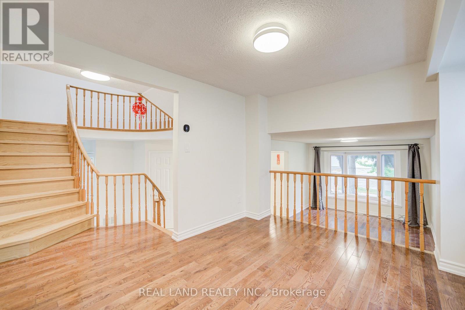46 Wintermute Boulevard, Toronto, Ontario  M1W 3M6 - Photo 5 - E12471594