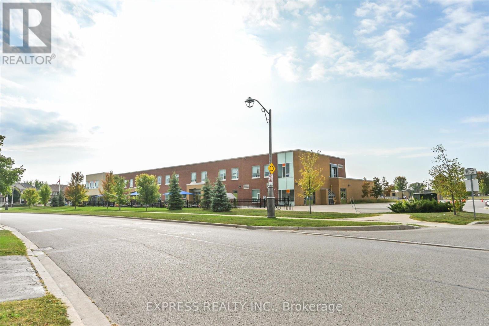 98 Northern Dancer Drive, Oshawa, Ontario  L1L 0A9 - Photo 46 - E12471605
