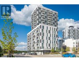 2001 - 335 WHEAT BOOM DRIVE, Oakville, Ontario