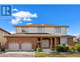 1538 CLAYMOR AVENUE, Ottawa, Ontario