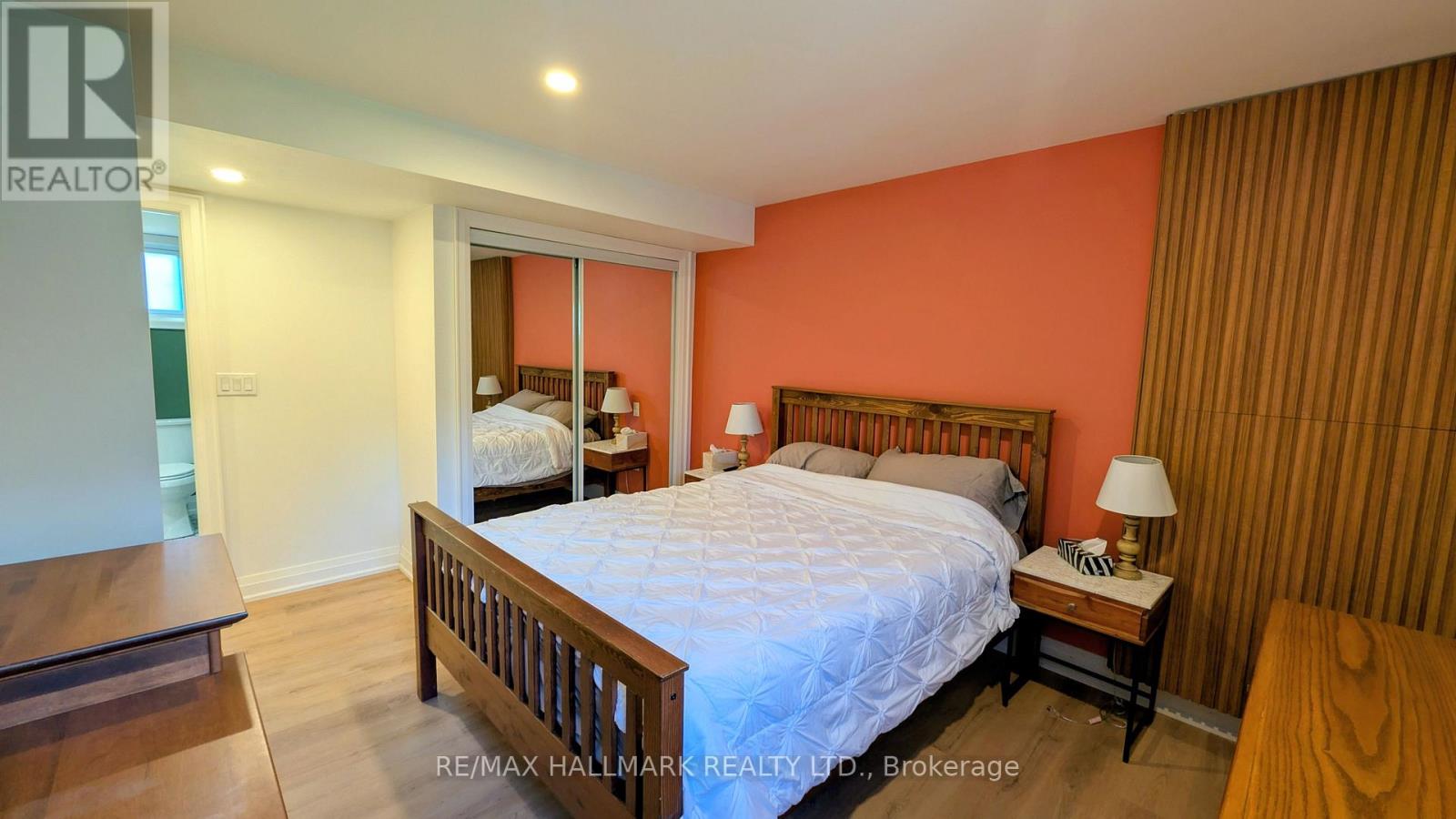 3239 Cove Avenue, Innisfil, Ontario  L9S 2K7 - Photo 10 - N12471553