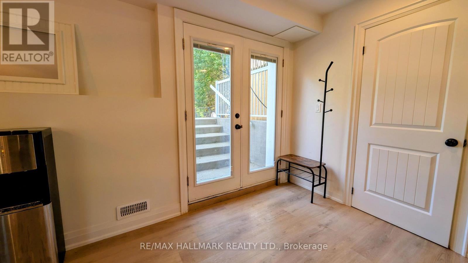 3239 Cove Avenue, Innisfil, Ontario  L9S 2K7 - Photo 19 - N12471553