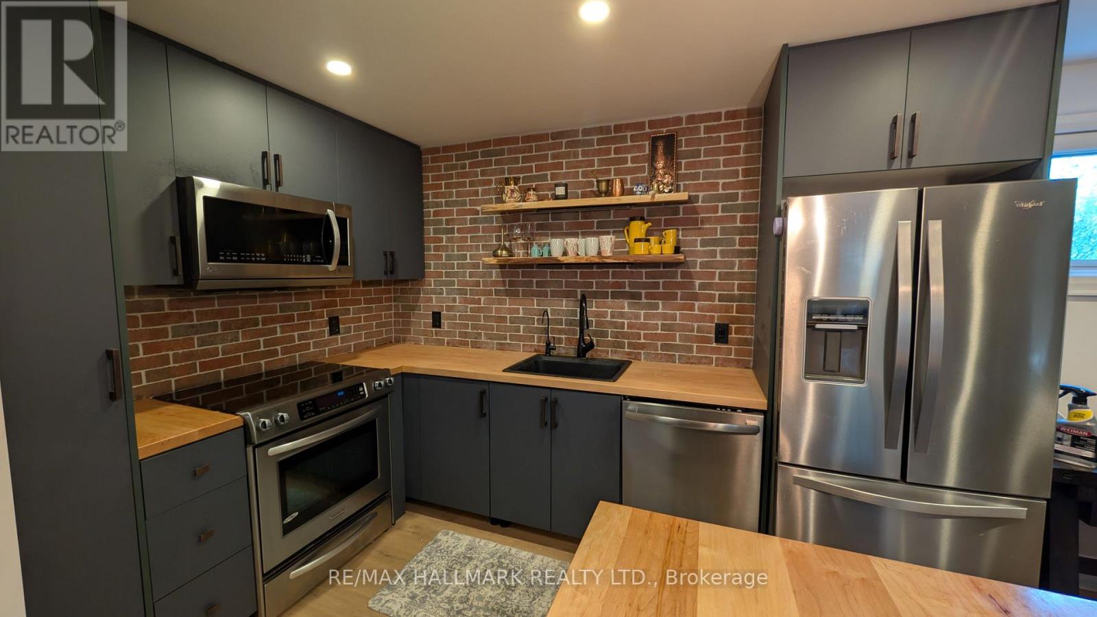 3239 Cove Avenue, Innisfil, Ontario  L9S 2K7 - Photo 5 - N12471553