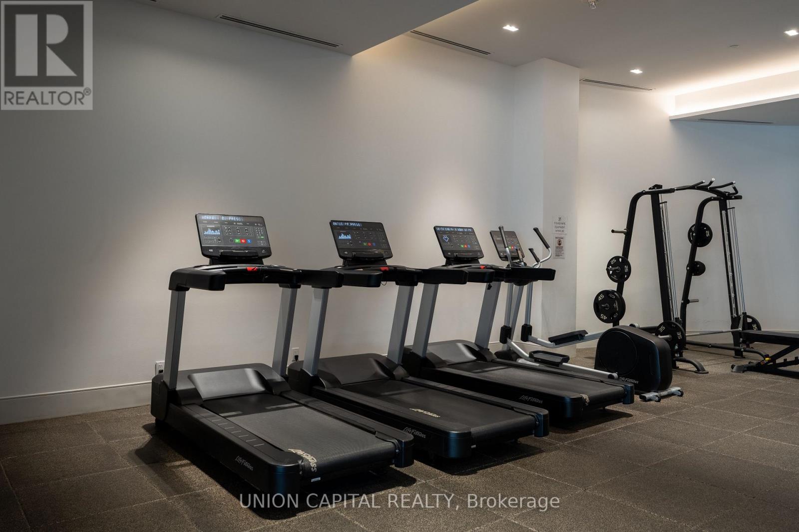 509 - 38 Water Walk Drive, Markham, Ontario  L3R 6M8 - Photo 12 - N12471583