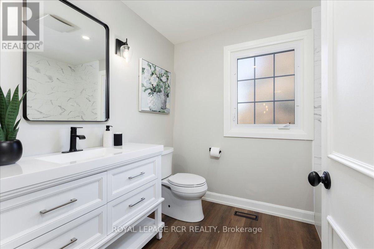 448 Dover Crescent, Newmarket, Ontario  L3Y 6C5 - Photo 21 - N12471584