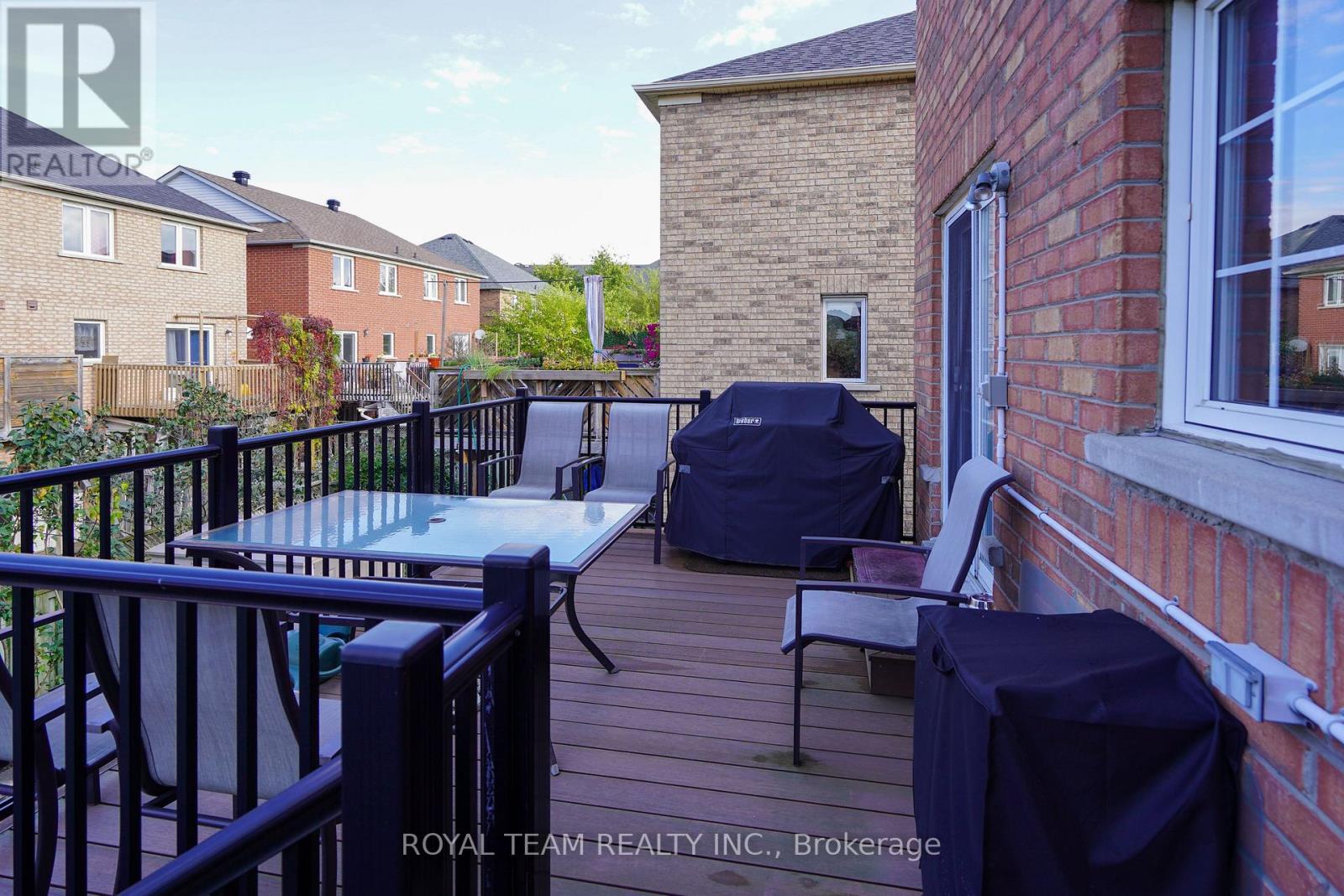 76 Sassafras Circle, Vaughan, Ontario  L4J 8M9 - Photo 37 - N12471599