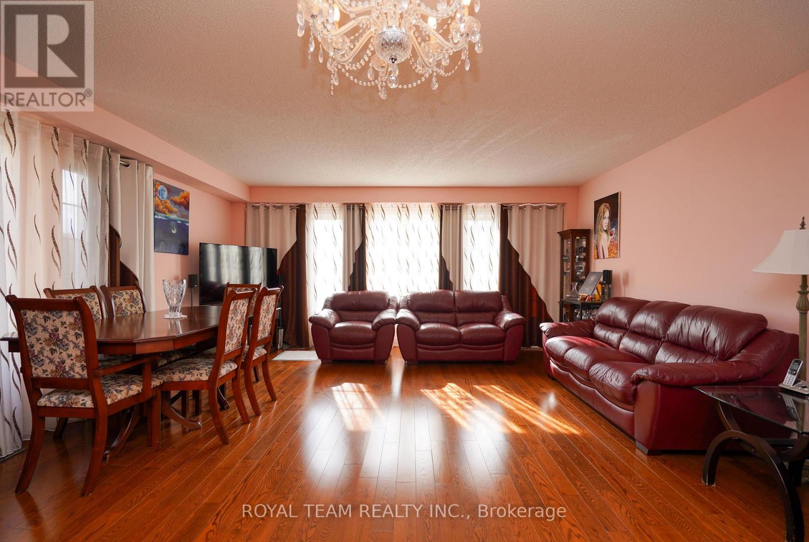 76 Sassafras Circle, Vaughan, Ontario  L4J 8M9 - Photo 8 - N12471599