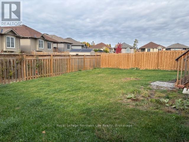 30 Trillium Drive, North Bay, Ontario  P1A 0A1 - Photo 41 - X12471641