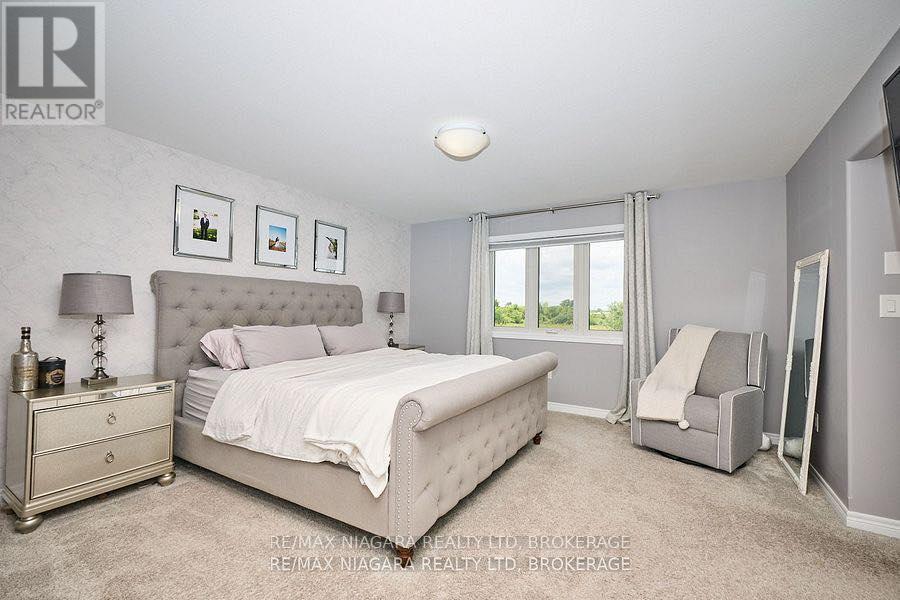 5703 Osprey Avenue, Niagara Falls (Forestview), Ontario  L2H 0M2 - Photo 18 - X12471618