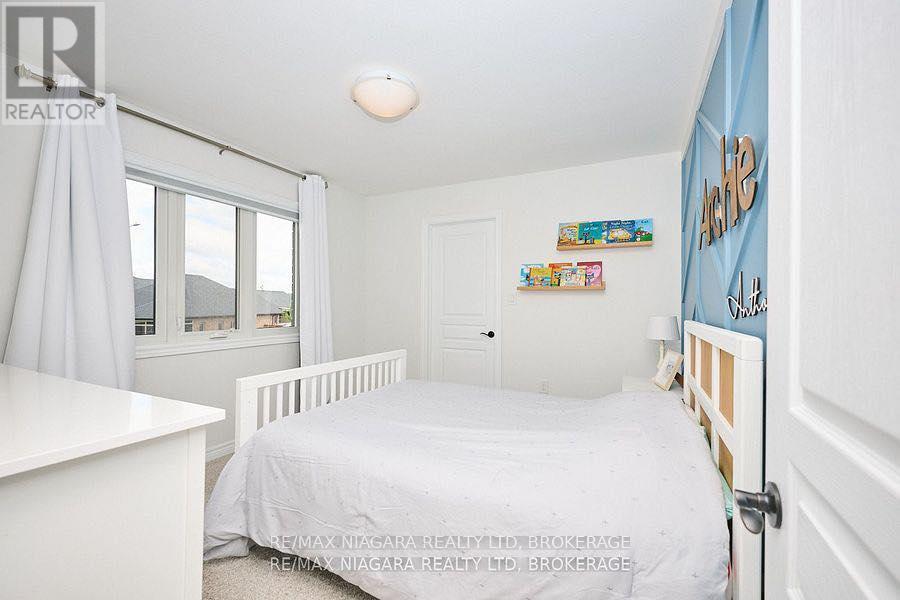 5703 Osprey Avenue, Niagara Falls (Forestview), Ontario  L2H 0M2 - Photo 31 - X12471618