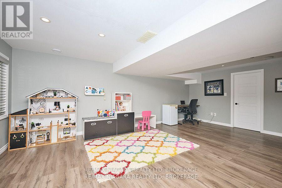 5703 Osprey Avenue, Niagara Falls (Forestview), Ontario  L2H 0M2 - Photo 33 - X12471618