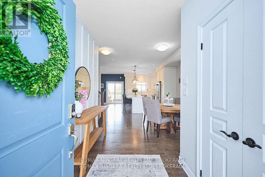 5703 Osprey Avenue, Niagara Falls (Forestview), Ontario  L2H 0M2 - Photo 5 - X12471618