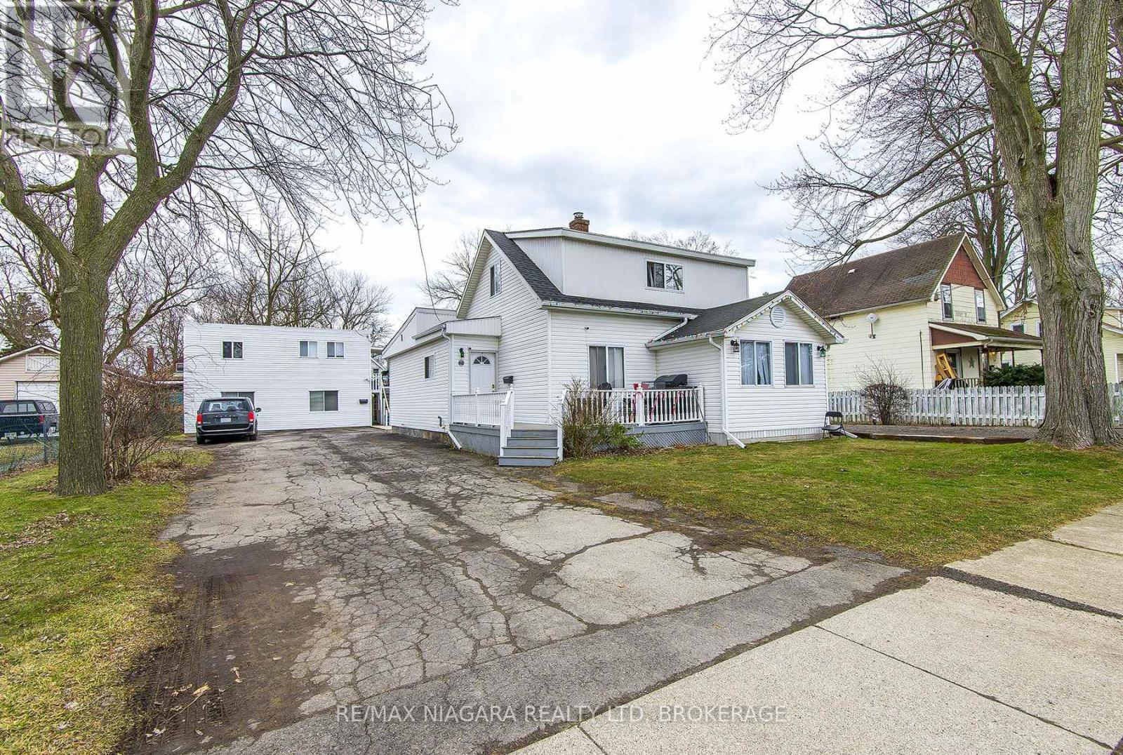 255 MELLANBY AVENUE, Port Colborne, Ontario
